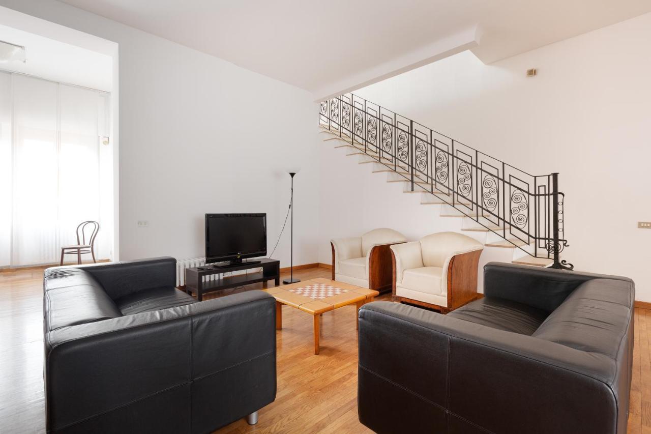 Ca' Stellini - Comoda Casa Indipendente Con Parcheggio Privato Milaan Buitenkant foto