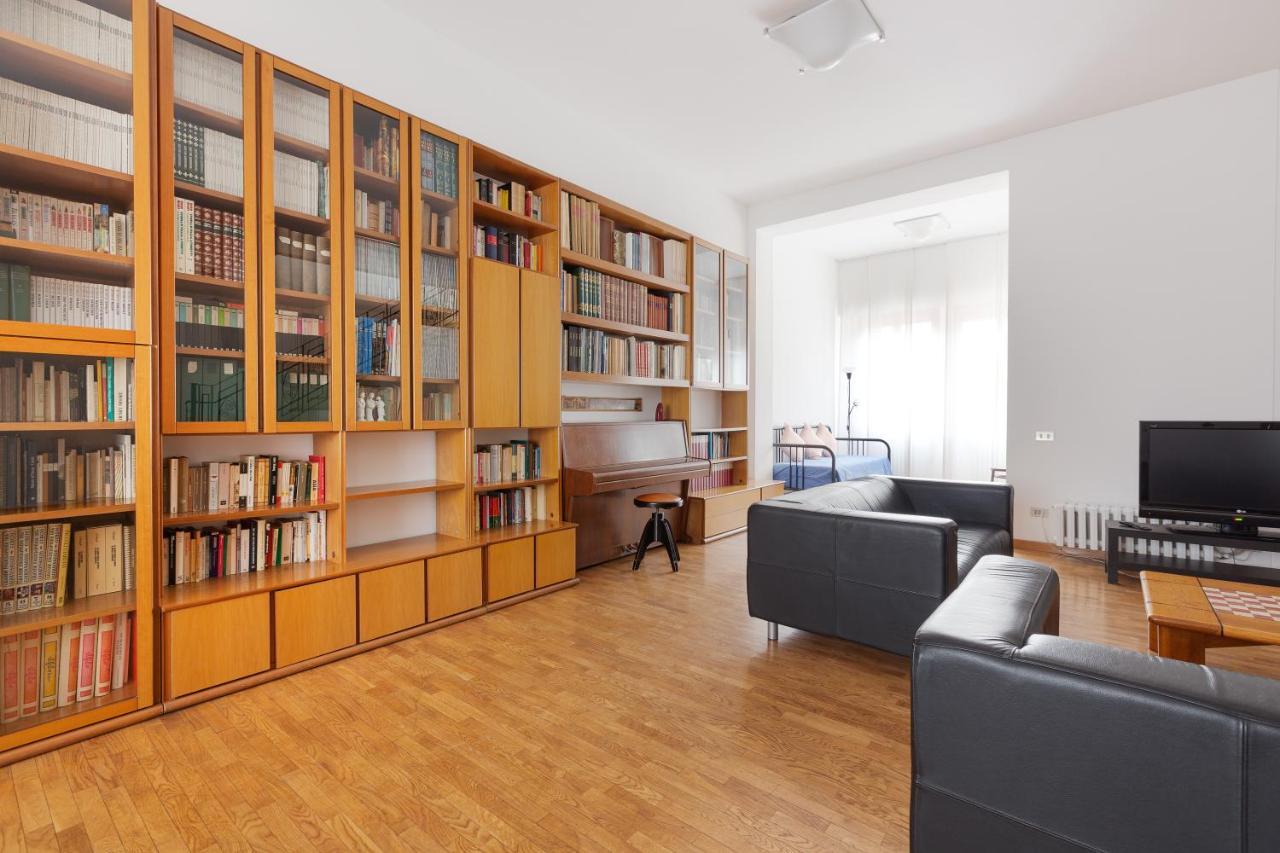 Ca' Stellini - Comoda Casa Indipendente Con Parcheggio Privato Milaan Buitenkant foto